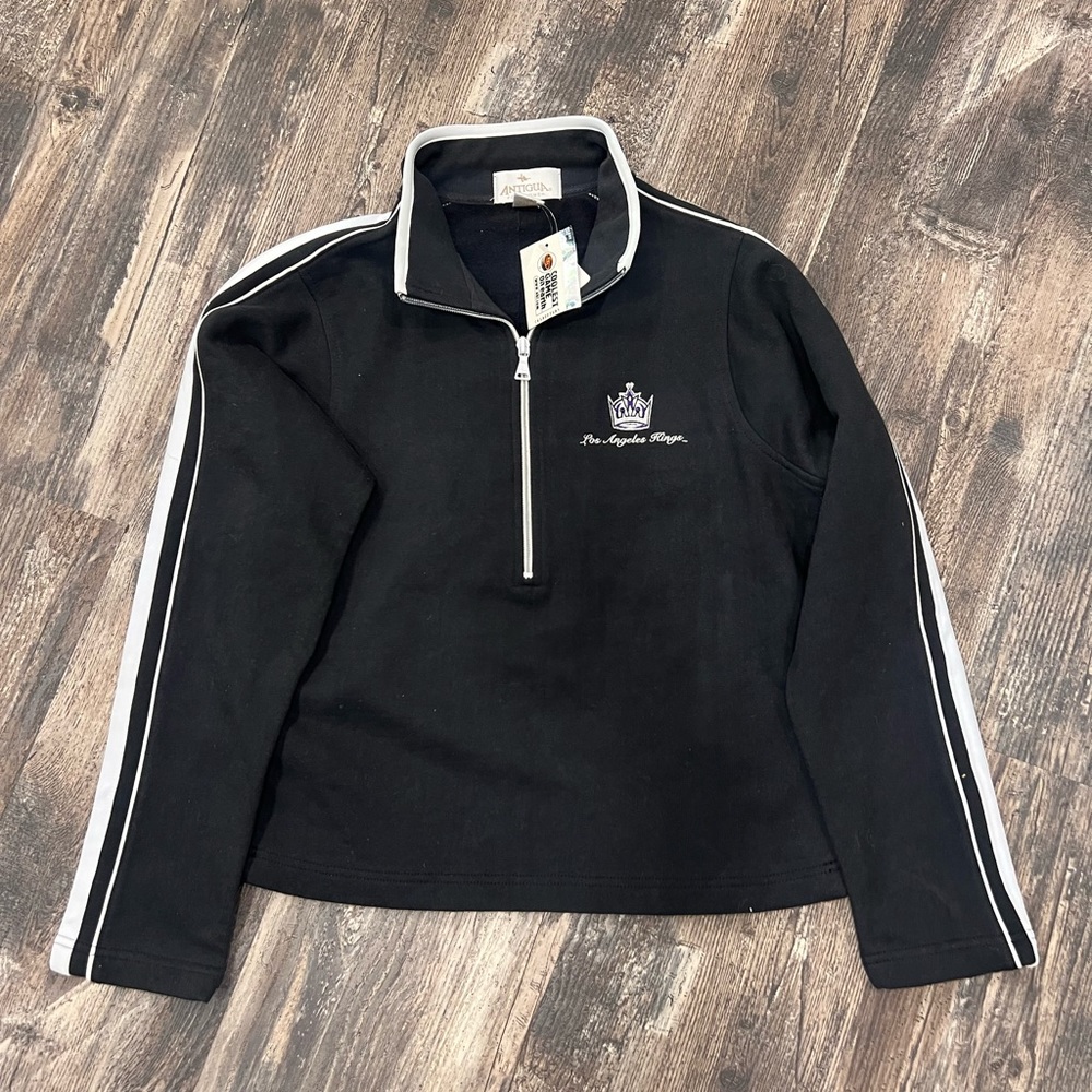 vintage-inspired Los Angeles Kings fleece pullover by Antigua